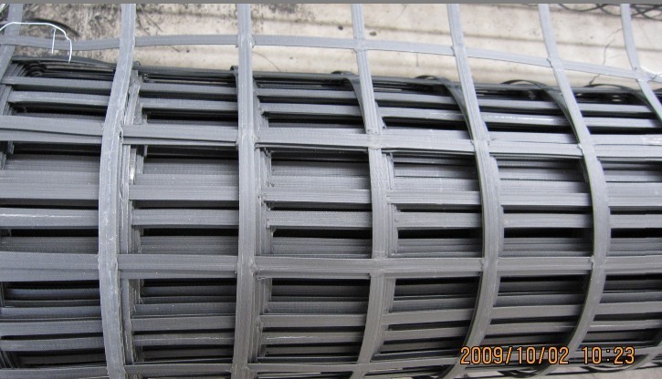 鋼塑土工格柵用于多種路堤坡面防護